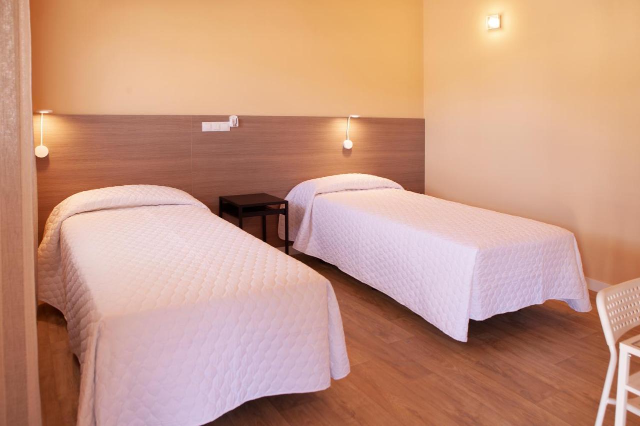 Hostal La Posada De Mari 拉卡布雷拉 外观 照片